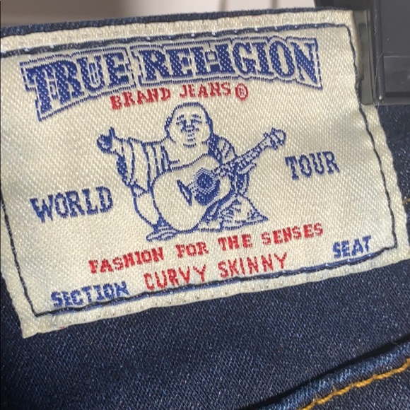 Curvy Fit - Picture 6 of 7